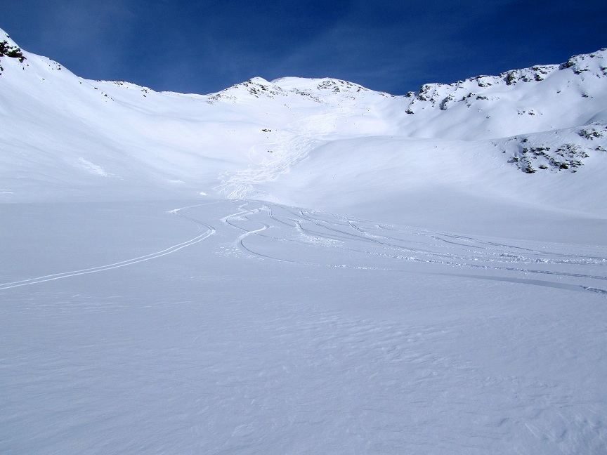 Foto: Andreas Koller / Skitour / Pischahorn und Mattjischtälli (2980m) / 20.01.2013 22:00:36