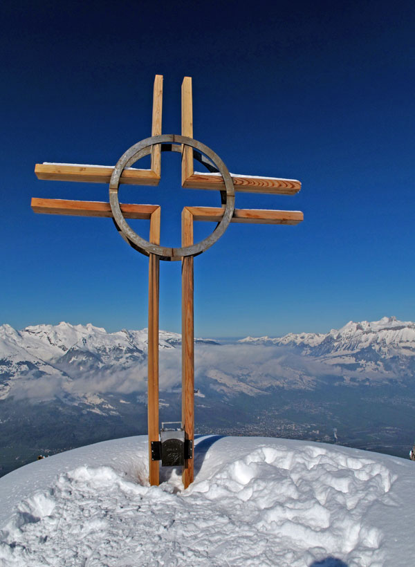 Foto: vince 51 / Schneeschuhtour / Von Gaflei auf die Alpspitze / Neues Gipfelkreuz / 05.04.2013 20:51:46