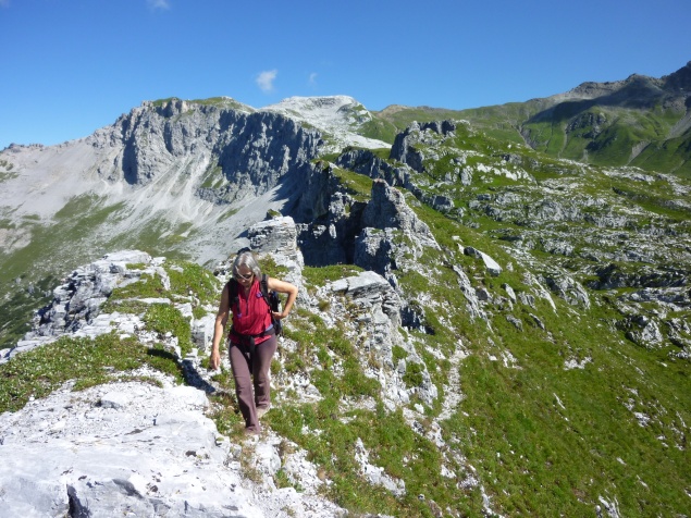 Foto: Manfred Karl / Wandertour / Saaser Calanda und Rätschenhorn / Wenige Meter vor dem Geißhorn-Gipfel / 01.09.2013 21:10:39