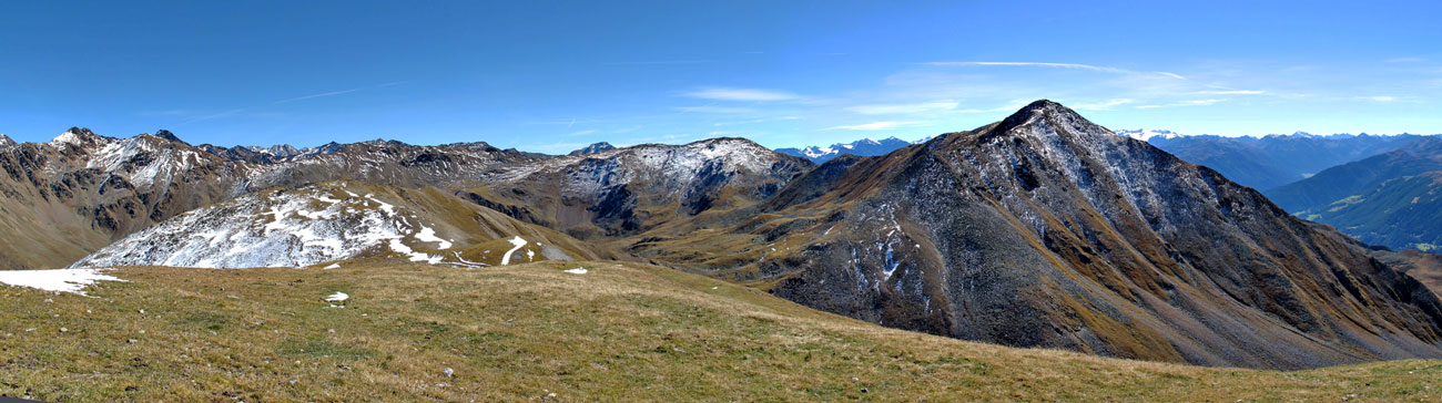 Foto: vince 51 / Wandertour / Von Graun auf den Habicher Kopf / Habicher Kopf und Abstiegskamm mit Ötztaler Alpen / 05.10.2013 18:58:42