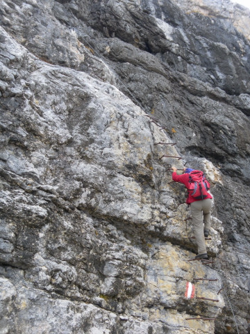 Foto: Wolfgang Lauschensky / Klettersteigtour / Furcia Rossa III Überschreitung / senkrechter Sockelfels / 17.10.2013 00:34:49