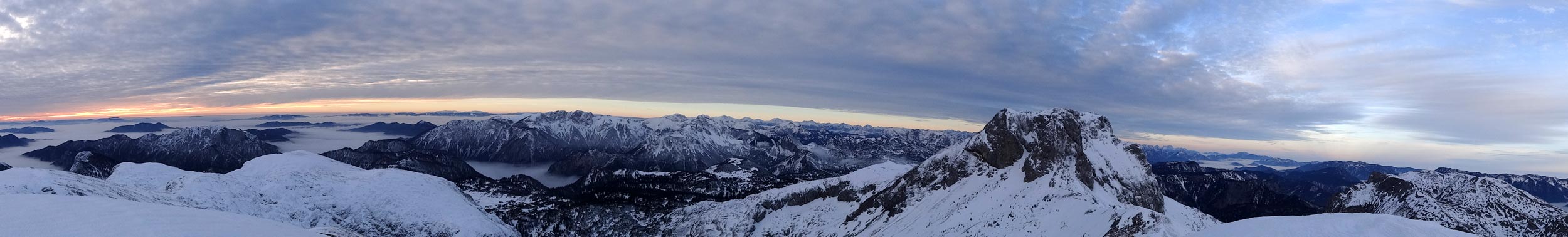 Foto: Datzi / Wandertour / Vom Brunnsee über die Eiblschlucht zum Hinteren Polster (Biwak) 2057m / Panorama am H. Polster / 18.11.2013 19:14:33