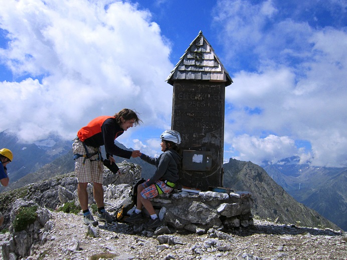 Foto: Andreas Koller / Klettersteigtour / Klettersteig Elferkofel (2505m) / Auf der Elferspitze / 22.11.2013 01:12:05