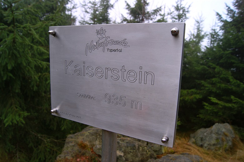 Foto: Andreas Koller / Wandertour / Ostrong - mystisches Waldviertel (1061m) / 22.12.2013 23:51:32