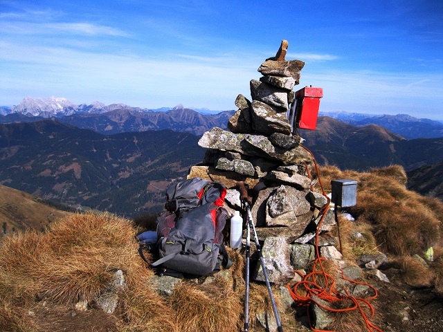 Foto: Andreas Koller / Wandertour / Sonntagskogel über dem Bärntal (2229m) / Am Gipfel des Sonntagskogel / 24.05.2014 22:54:41