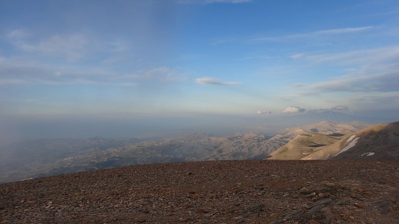 Foto: Datzi / Wandertour / Rundtour über den Psiloritis der Abstiegsweg führte dann über einsame Hirtenhütten / 25.06.2014 20:47:42