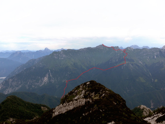 Foto: Wolfgang Lauschensky / Wandertour / Monte Plauris 1958m Südanstieg / Route zum Monte Plauris vom Monte Chiampon gesehen / 25.06.2014 18:13:00