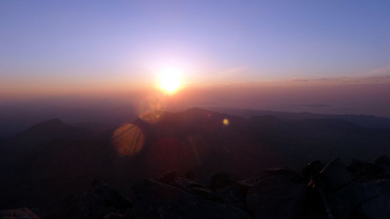 Foto: Datzi / Wandertour / Von der Lasithiou Hochebene zum Afentis sowie Dikti Ori (Biwak) und Lazaros / Der sonnenutergang / 27.06.2014 14:57:49