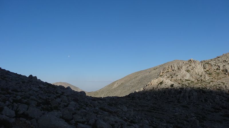 Foto: Datzi / Wandertour / Von der Lasithiou Hochebene zum Afentis sowie Dikti Ori (Biwak) und Lazaros / Die Weglose Überschreitung zum Lazaros / 27.06.2014 15:03:18