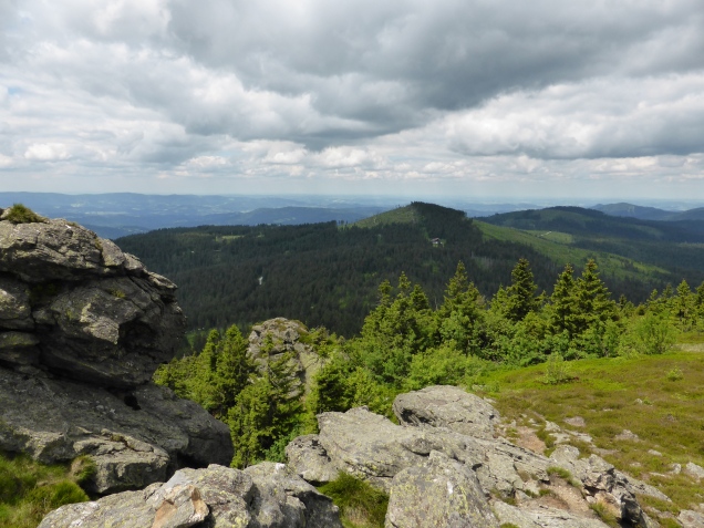 Foto: Manfred Karl / Wandertour / Großer Arber über das Mittagsplatzl / Blick zum Kleinen Arber / 05.07.2014 17:39:26