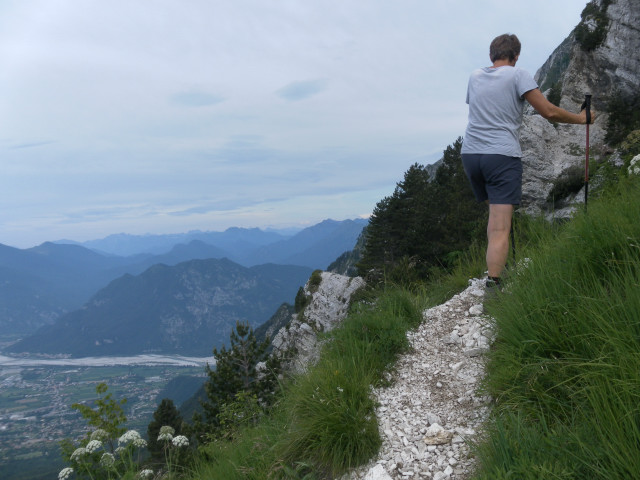 Foto: Wolfgang Lauschensky / Wandertour / Monte Chiampon 1709m / exponierter Pfad über Gemona / 02.07.2014 20:56:50