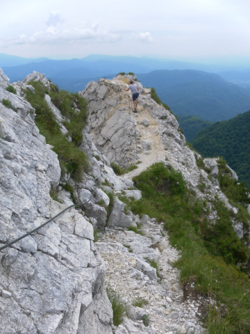 Foto: Wolfgang Lauschensky / Wandertour / Monte Chiampon 1709m / kurzer gesicherter Felsgrat / 02.07.2014 20:53:50