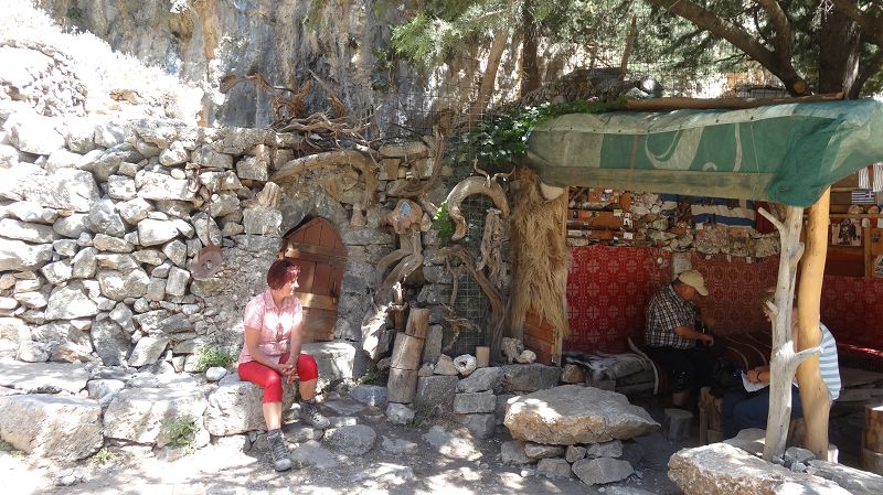 Foto: Datzi / Wandertour / Imbros Schlucht / Die Hütte im Mittelteil / 21.07.2014 20:33:25
