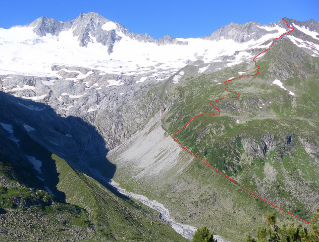 Foto: Wolfgang Lauschensky / Wandertour / Schönbichler Horn 3134m von der Alpenrose / Anstiegsroute auf das Schönbichlerhorn. Links der Große Möseler / 22.07.2014 21:47:42
