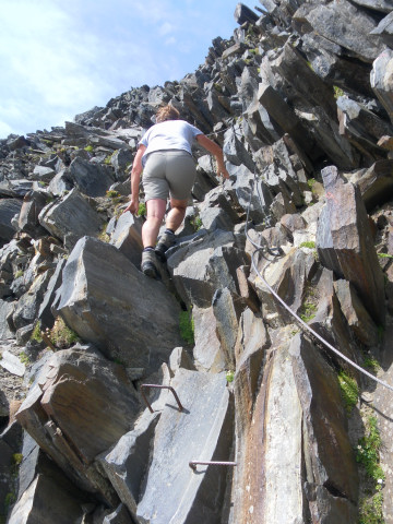 Foto: Wolfgang Lauschensky / Wandertour / Schönbichler Horn 3134m von der Alpenrose / blockiger Gipfelaufbau / 22.07.2014 21:43:53