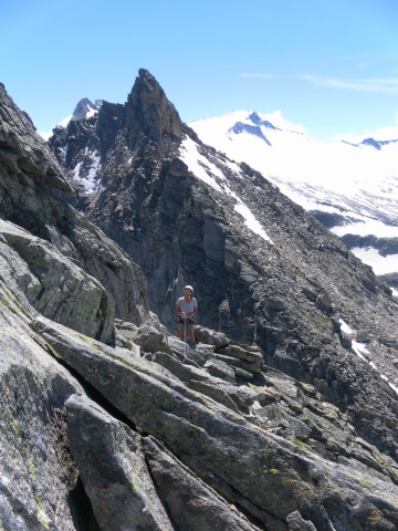 Foto: Wolfgang Lauschensky / Klettertour / Zsigmondyspitze oder Feldkopf (3089m) Normalweg / am Felsabsatz vor dem Quergang / 23.07.2014 21:41:31