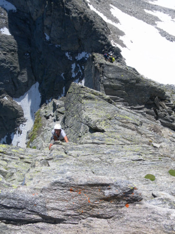Foto: Wolfgang Lauschensky / Klettertour / Zsigmondyspitze oder Feldkopf (3089m) Normalweg / oberer Gratanstieg zum Gipfelfels / 23.07.2014 21:40:27