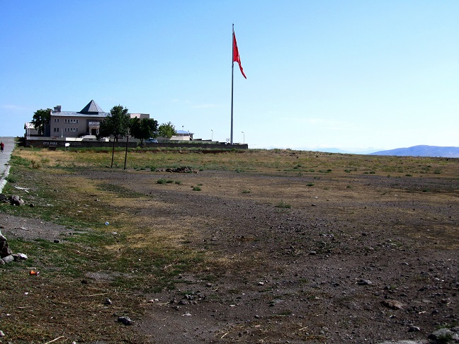 Foto: Andreas Koller / Wandertour / Kulturwanderung in den Ruinen von Ani (1378m) / 17.09.2014 01:47:34