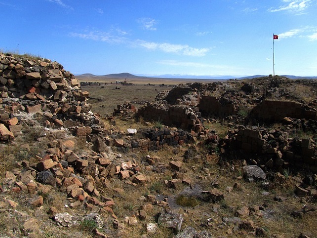 Foto: Andreas Koller / Wandertour / Kulturwanderung in den Ruinen von Ani (1378m) / 17.09.2014 01:40:35