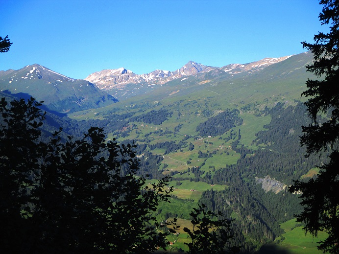 Foto: Andreas Koller / Klettersteigtour / Senda ferrada Piz Mitgel (3159m) / 18.09.2014 01:48:59