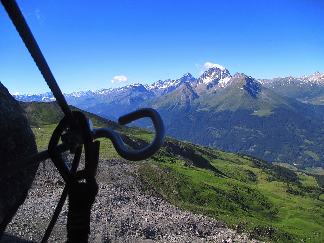 Foto: Andreas Koller / Klettersteigtour / Senda ferrada Piz Mitgel (3159m) / 18.09.2014 01:46:01