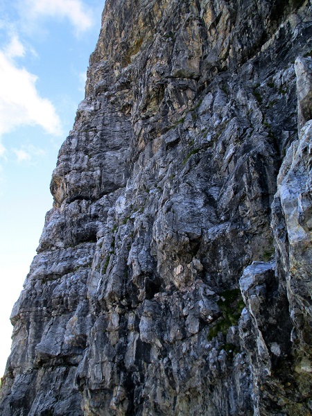 Foto: Andreas Koller / Klettersteigtour / Senda ferrada Piz Mitgel (3159m) / Ab hier wird's ernst / 18.09.2014 01:45:14