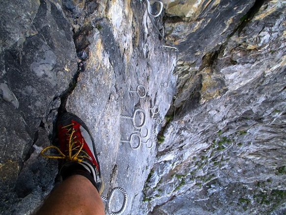 Foto: Andreas Koller / Klettersteigtour / Senda ferrada Piz Mitgel (3159m) / 18.09.2014 01:44:42