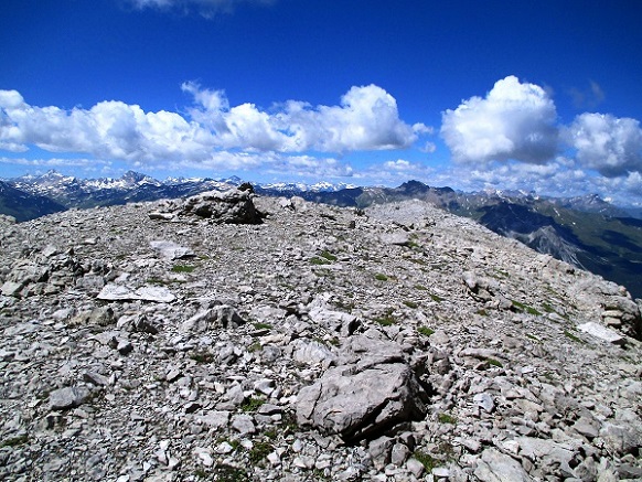 Foto: Andreas Koller / Klettersteigtour / Senda ferrada Piz Mitgel (3159m) / Die Piramida / 18.09.2014 01:40:09