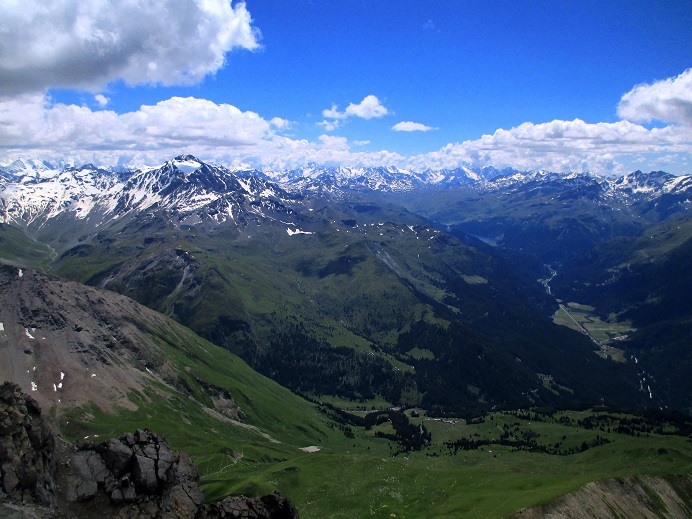 Foto: Andreas Koller / Klettersteigtour / Senda ferrada Piz Mitgel (3159m) / 18.09.2014 01:32:35