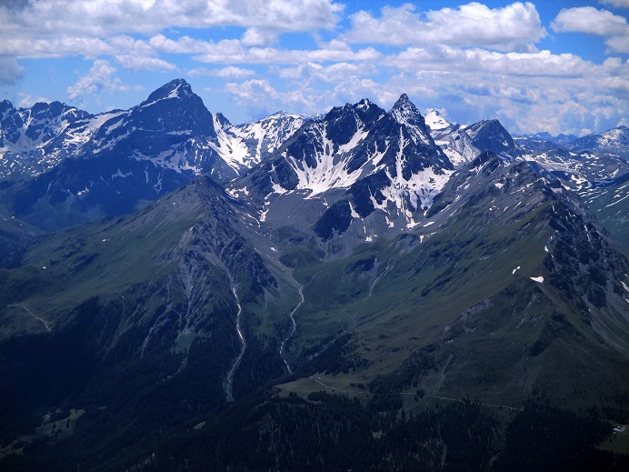 Foto: Andreas Koller / Klettersteigtour / Senda ferrada Piz Mitgel (3159m) / 18.09.2014 01:27:04