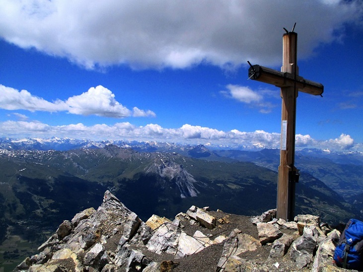 Foto: Andreas Koller / Klettersteigtour / Senda ferrada Piz Mitgel (3159m) / 18.09.2014 01:26:22