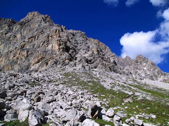 Foto: Andreas Koller / Klettersteigtour / Senda ferrada Piz Mitgel (3159m) / 18.09.2014 01:18:25