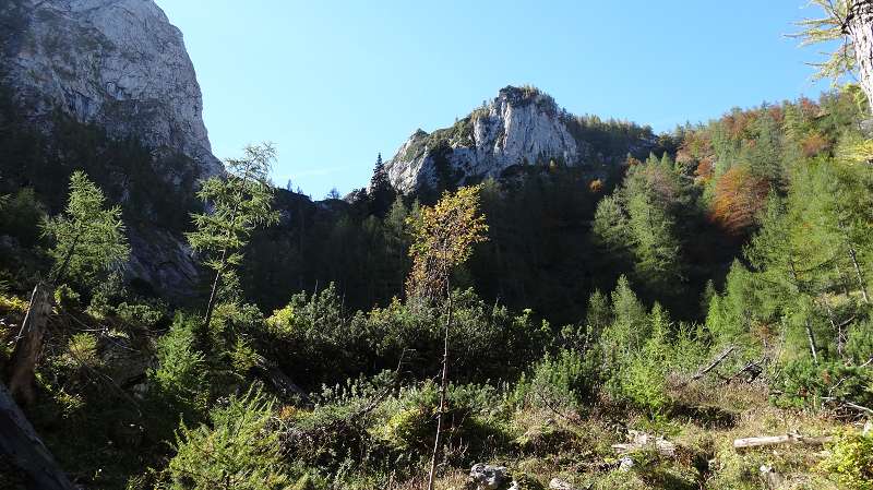 Foto: Datzi / Wandertour / Rundtour über das Weittal zum Hochwart (Biwak) - Abstieg über die Hochalm und Stadurzrinne (Antengraben) / Blick zurück vom schönen Boden / 01.10.2014 21:10:57