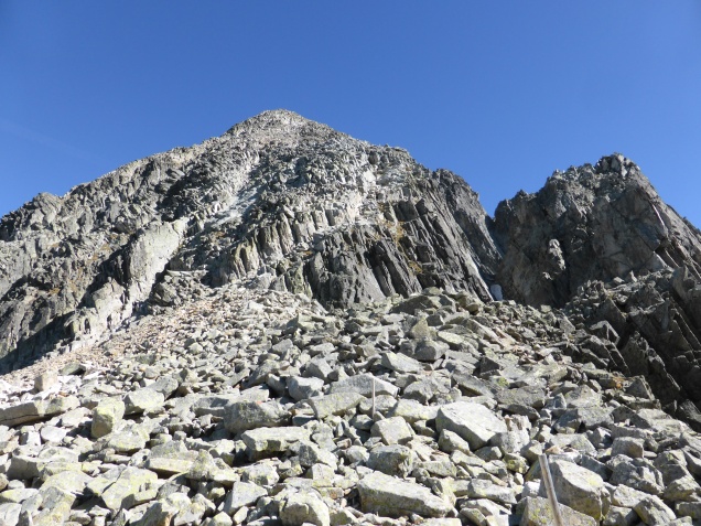 Foto: Manfred Karl / Klettersteigtour / Cima d´Asta, 2847 m, Via ferrata Giulio Gabrielli und Canalone Sud / Gipfelaufbau von Westen / 30.09.2014 20:33:40