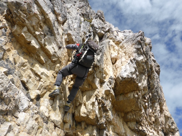 Foto: Manfred Karl / Klettersteigtour / Via ferrata Carlo Campalani auf die Cima Carega, 2259 m / Einstiegswandl / 01.10.2014 20:21:33