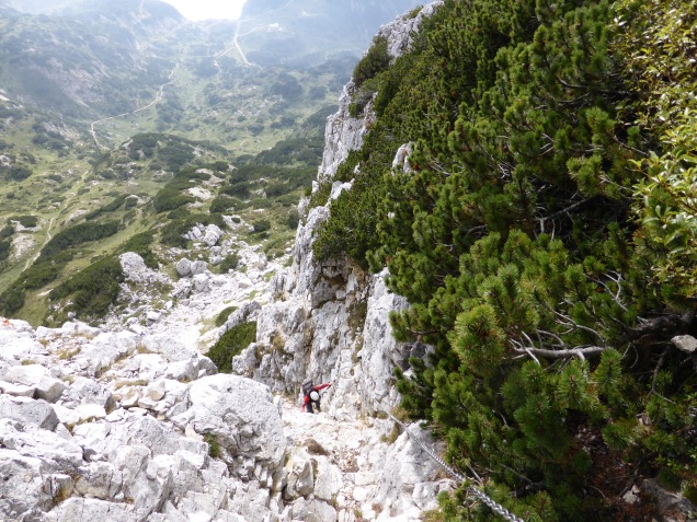 Foto: Manfred Karl / Klettersteigtour / Via ferrata Carlo Campalani auf die Cima Carega, 2259 m / 01.10.2014 20:20:14