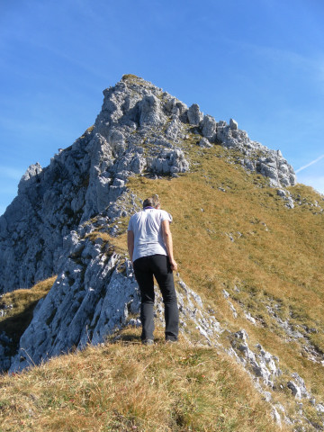 Foto: Wolfgang Lauschensky / Wandertour / Gumpenspitze und Gamsjoch aus dem Laliderertal / steiler Gipfelstock / 21.10.2014 18:44:05