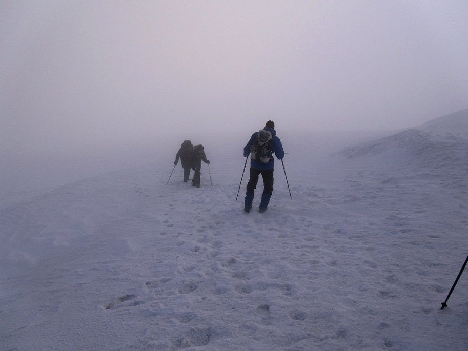 Foto: Andreas Koller / Wandertour / Ararat (5137m) / Die Ersten steigen wieder ab! / 23.10.2014 02:00:28