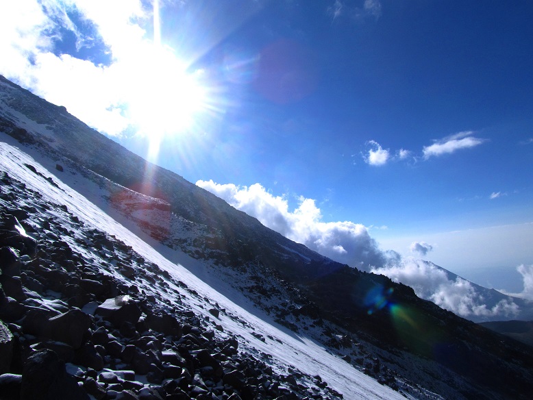 Foto: Andreas Koller / Wandertour / Ararat (5137m) / 23.10.2014 01:54:47
