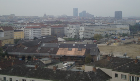 Foto: Wolfgang Dröthandl / Wandertour / Wiener Bezirks - Kulturwanderweg 10: Favoriten / Blick zum Wienerberg / 30.10.2014 23:21:31