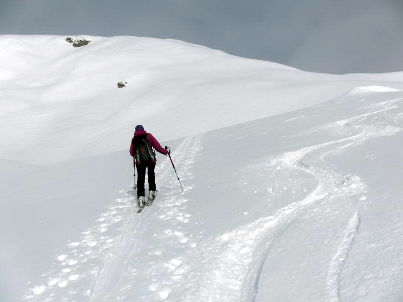 Foto: Wolfgang Lauschensky / Skitour / Roccabella 2727m / Einschwenken in den Gipfelhang / 06.02.2015 21:07:07