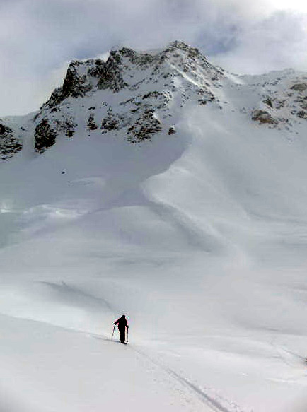 Foto: Wolfgang Lauschensky / Skitour / Roccabella 2727m / Piz Materdell / 06.02.2015 21:06:39