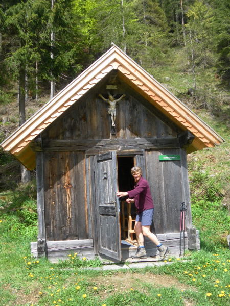 Foto: Wolfgang Lauschensky / Wandertour / Reither Kogel 1336m - Überschreitung / Schwablkapelle / 11.05.2015 20:48:29