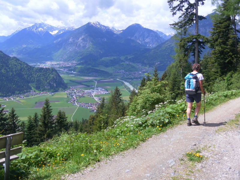 Foto: Wolfgang Lauschensky / Wandertour / Reither Kogel 1336m - Überschreitung / Eingang ins Zillertal / 11.05.2015 20:46:25
