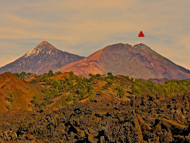 Foto: Walter Ruttinger / Wandertour / Pico Sur 3106m / Narices del Teide /Teneriffa / Teide, Pico Sur im Abendlicht / 28.07.2015 12:55:12