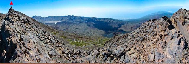 Foto: Walter Ruttinger / Wandertour / Pico Sur 3106m / Narices del Teide /Teneriffa / Panorama S-W, Pico Sur / 28.07.2015 12:53:59