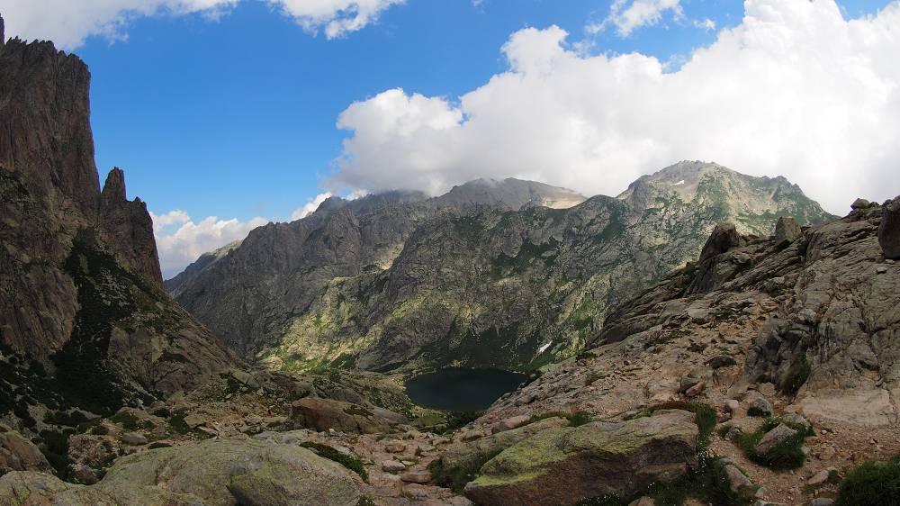 Foto: Datzi / Wandertour / In 17 Tage Korsika entdecken (Tour 1) Rundtour über Lac de Melo und Lac de Capitello zum Punta Alle Porta - über dem Lavu Bellebone zum Monte Rotondo / 31.07.2015 19:59:55