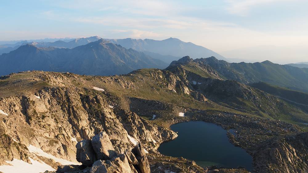 Foto: Datzi / Wandertour / In 17 Tage Korsika entdecken (Tour 2) Rundtour auf den Monte Renoso und Monte Torto / Blick zum Lac de Bastanivom Monte Renoso / 01.08.2015 13:34:03
