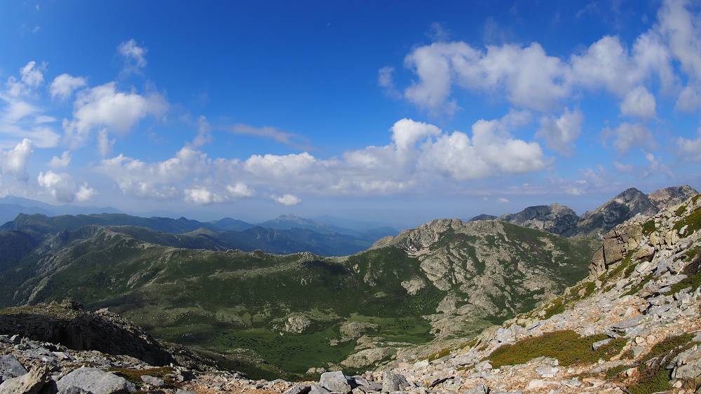 Foto: Datzi / Wandertour / In 17 Tage Korsika entdecken (Tour 2) Rundtour auf den Monte Renoso und Monte Torto / Pozzi (Lake/Pond) ist ein Feuchtraumbiotop in den Bergen Korsika / 01.08.2015 13:34:24