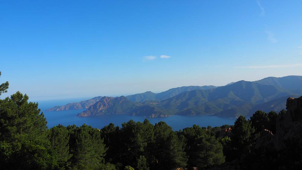 Foto: Datzi / Wandertour / In 17 Tage Korsika entdecken (Tour 5) Rundtour zum Capo D Ortu (1294m) und Capu Di U Vitullu (1331m) / Immer wieder schöne Ausblicke / 03.08.2015 21:30:55